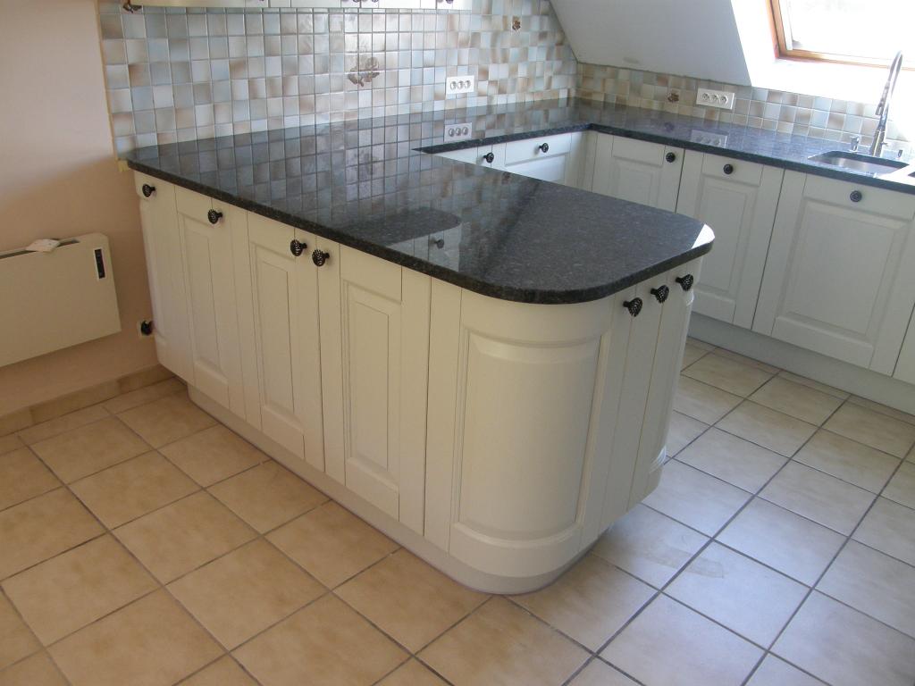 chene laqu et portes arrondies